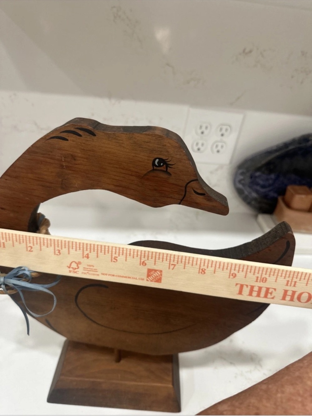 Vintage Wood Duck/Goose On Stand From The 80’s - Picture 11 of 12